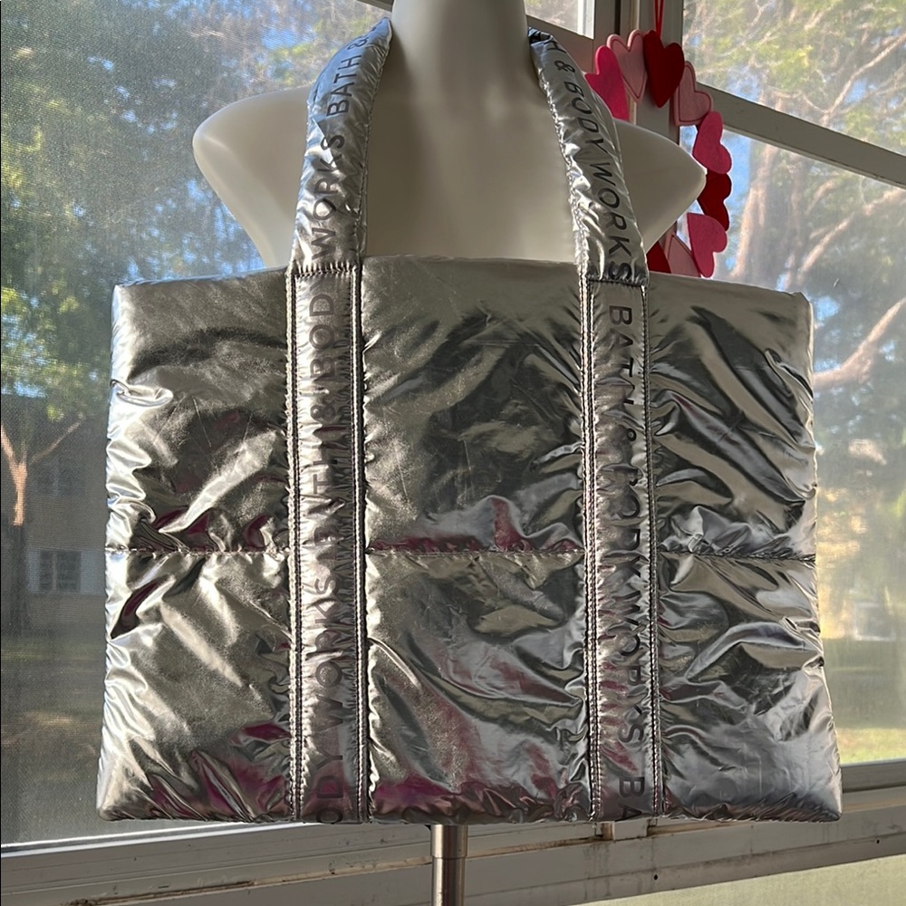 Silver quilted tote bag NWT